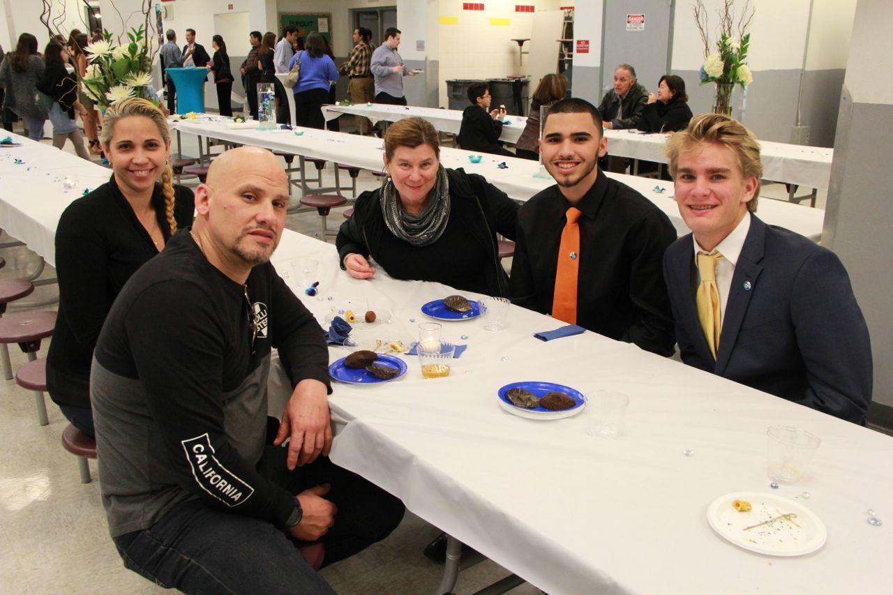 IB Class of 2017 Attend Annual Pinning