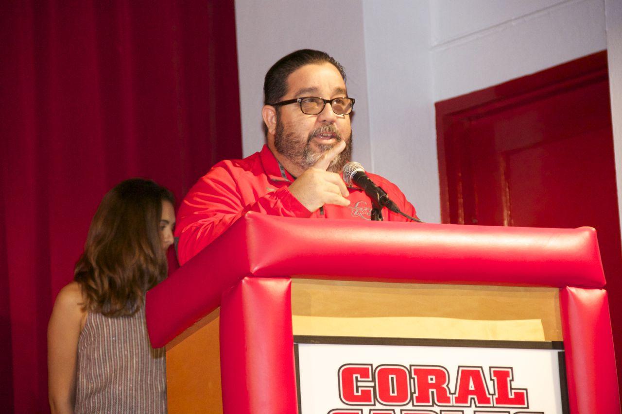 IB Class of 2017 Attend Annual Pinning