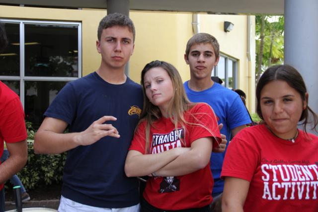 Seniors Enjoy Annual Sundaes
