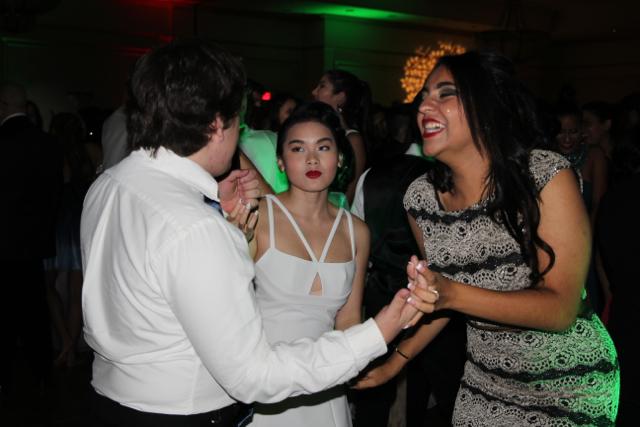 Gables Celebrate Prom Havana Style