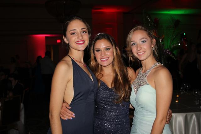 Gables Celebrate Prom Havana Style