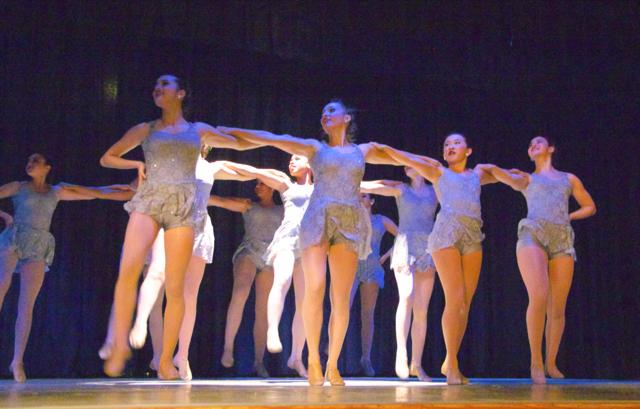 Gablettes Celebrate 40 Years at Revue