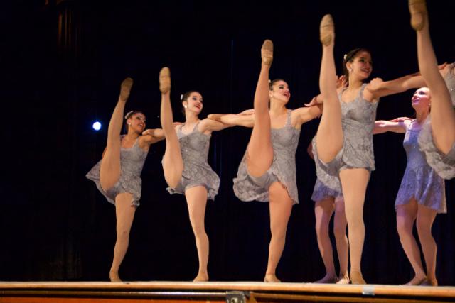 Gablettes Celebrate 40 Years at Revue