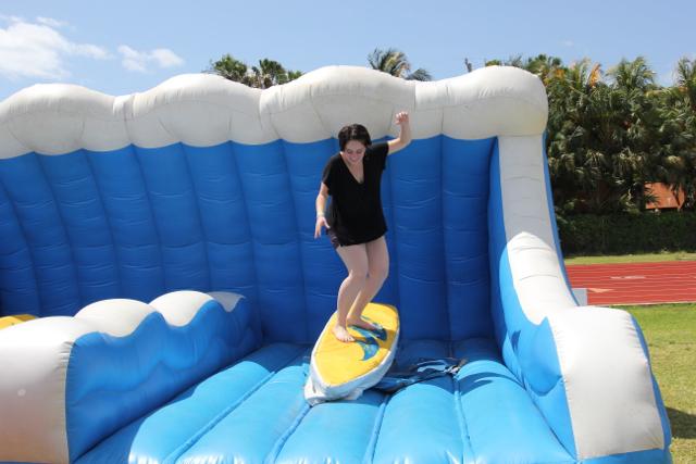 Seniors Bond at Annual Picnic