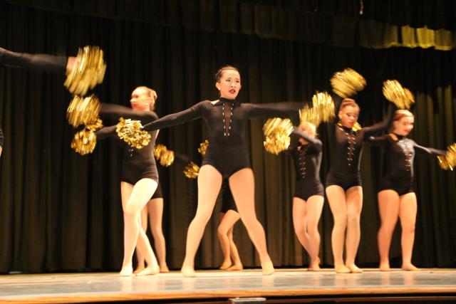 Gablettes Celebrate 40 Years at Revue