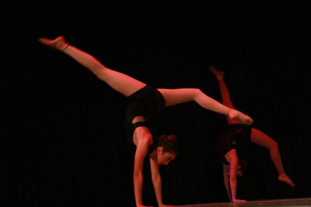Gablettes Celebrate 40 Years at Revue