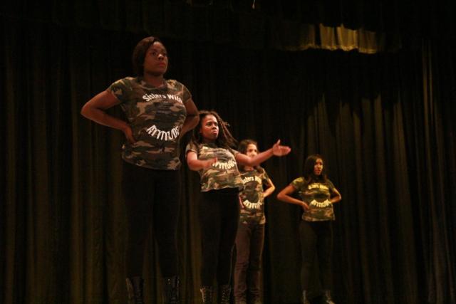 Gablettes Celebrate 40 Years at Revue