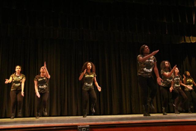 Gablettes Celebrate 40 Years at Revue