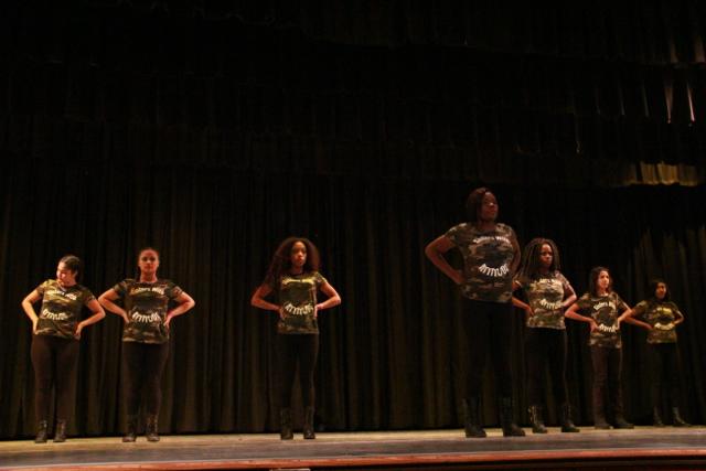 Gablettes Celebrate 40 Years at Revue