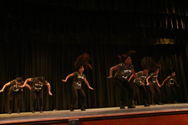 Gablettes Celebrate 40 Years at Revue