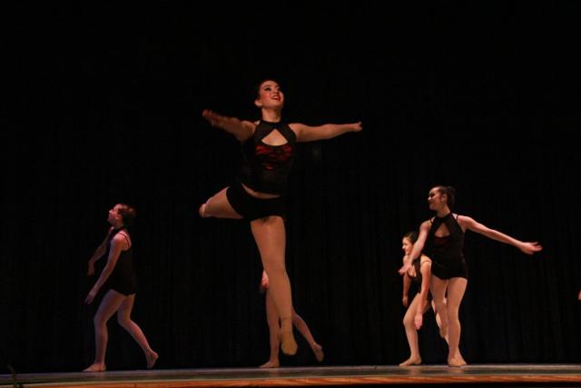 Gablettes Celebrate 40 Years at Revue