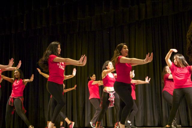 Gablettes Celebrate 40 Years at Revue