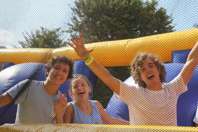 Seniors Bond at Annual Picnic