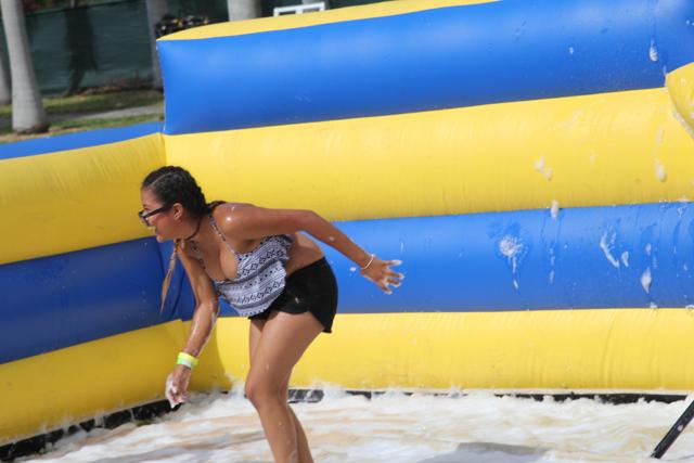 Seniors Bond at Annual Picnic