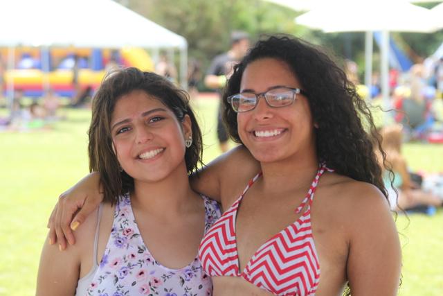 Seniors Bond at Annual Picnic