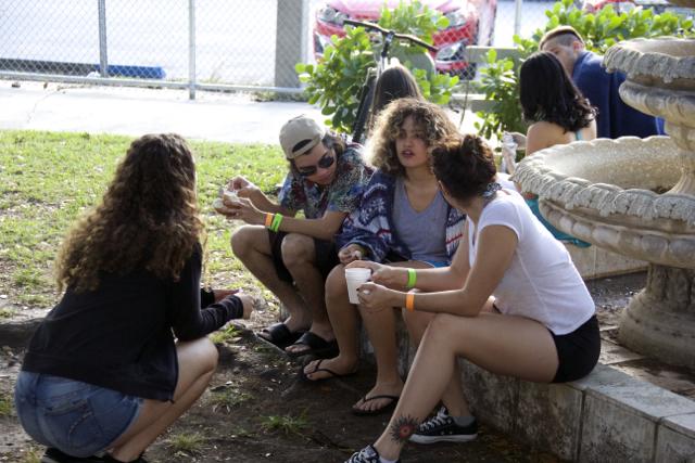 Seniors Bond at Annual Picnic