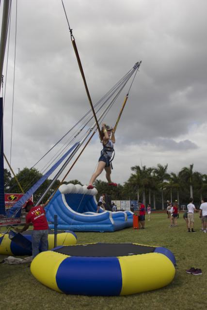 Seniors Bond at Annual Picnic