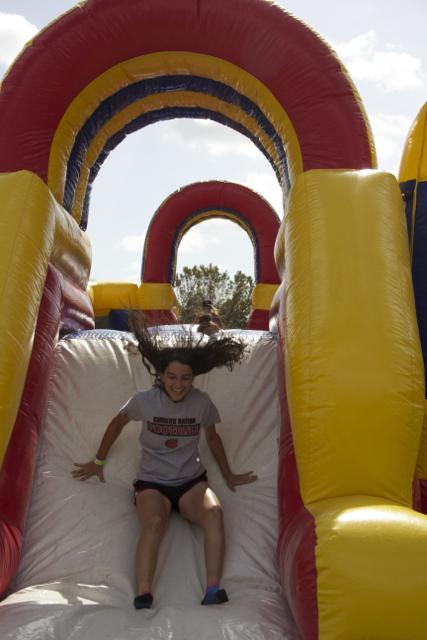 Seniors Bond at Annual Picnic