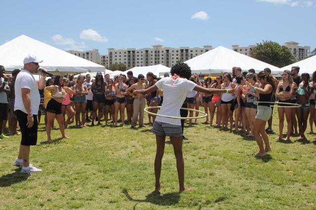 Seniors Bond at Annual Picnic