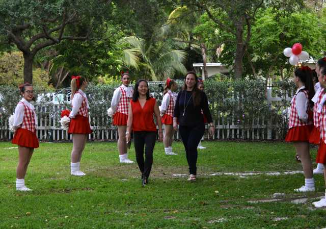 Gablette Alumni Come Together at 40th Reunion