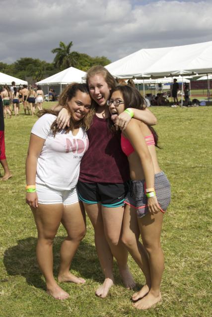 Seniors Bond at Annual Picnic