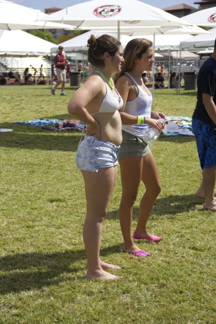 Seniors Bond at Annual Picnic