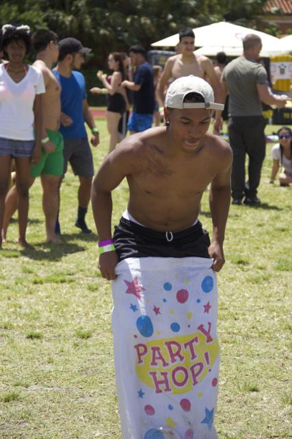 Seniors Bond at Annual Picnic