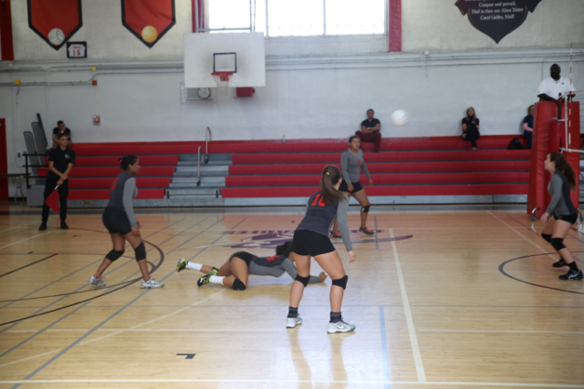 Lady+Cavaliers+VS+Ferguson+Falcons+Girls+Volleyball