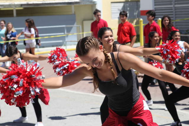 Spirit Pep Rally Takes Over Lunch!