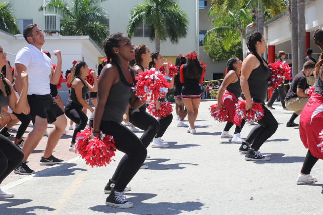 Spirit Pep Rally Takes Over Lunch!