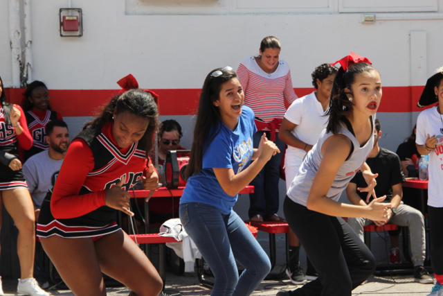 Spirit Pep Rally Takes Over Lunch!