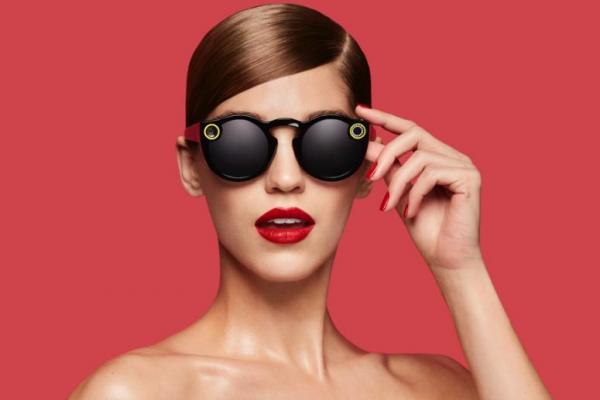 Te presentamos las nuevas gafas con camara de video que lanzo Snapchat.