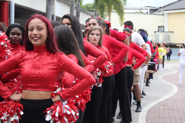 Seniors Honor Their Pep Rally Dressed In White
