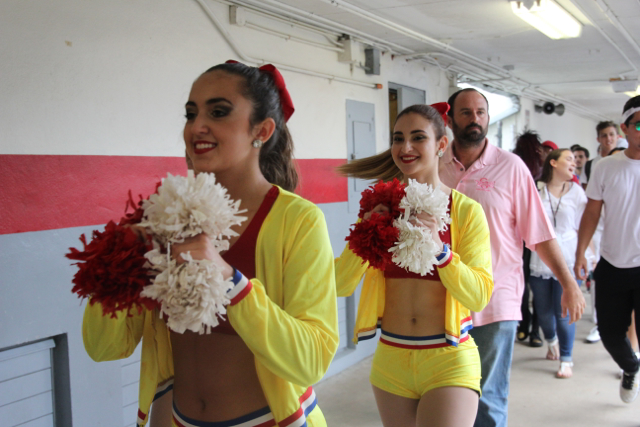 Seniors Honor Their Pep Rally Dressed In White