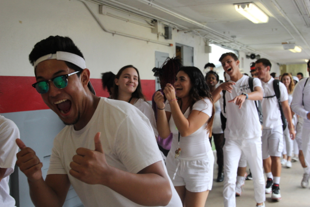 Seniors Honor Their Pep Rally Dressed In White