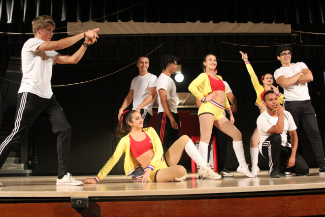 Seniors Honor Their Pep Rally Dressed In White