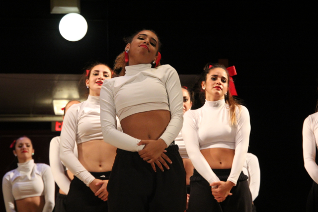 Seniors Honor Their Pep Rally Dressed In White