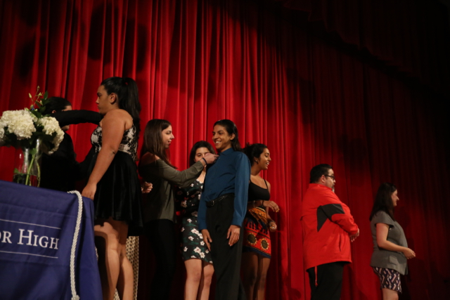 IB Pinning Class of 2018