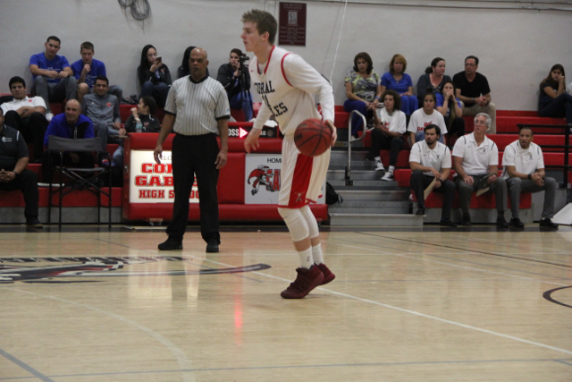 Cavaliers defeat Braddock 63-43