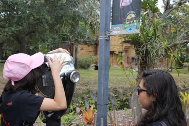 CAF&DM Students Take On Zoo Miami