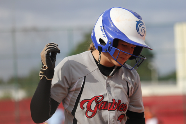 Lady Cavaliers Swing Through South Miami