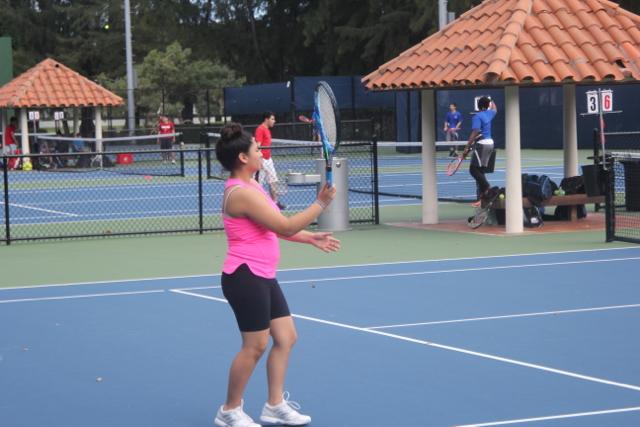Cavaliers+Take+on+Hialeah+Thoroughbreds+in+Tennis+Match