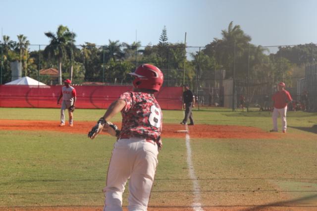 Gables+Baseball+vs+Miami+Beach