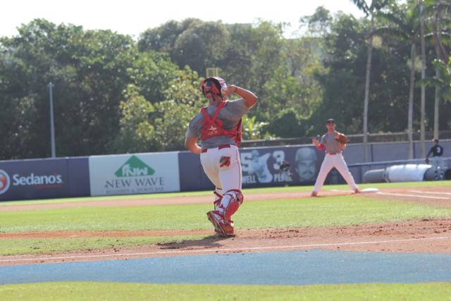 Cavaliers+Score+a+Home+Run+Against+Westland+Hialeah+Wildcats