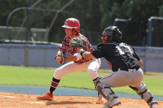 Cavaliers+Score+a+Home+Run+Against+Westland+Hialeah+Wildcats