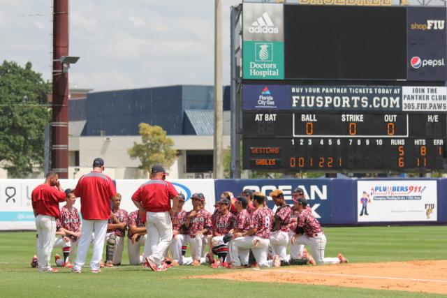 Cavaliers+Score+a+Home+Run+Against+Westland+Hialeah+Wildcats