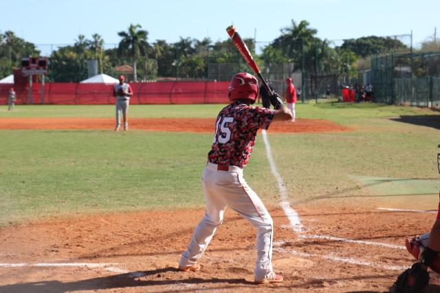 Gables+Baseball+vs+Miami+Beach