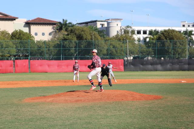 Gables+Baseball+vs+Miami+Beach