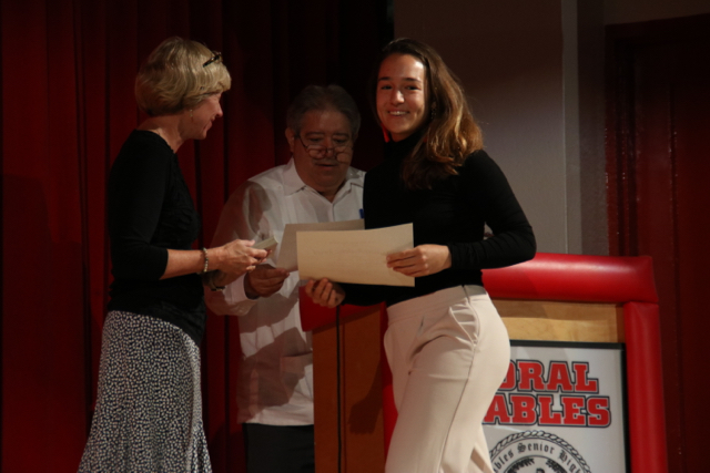 Outstanding Students Accept Prestigious Elsa Glazer Award