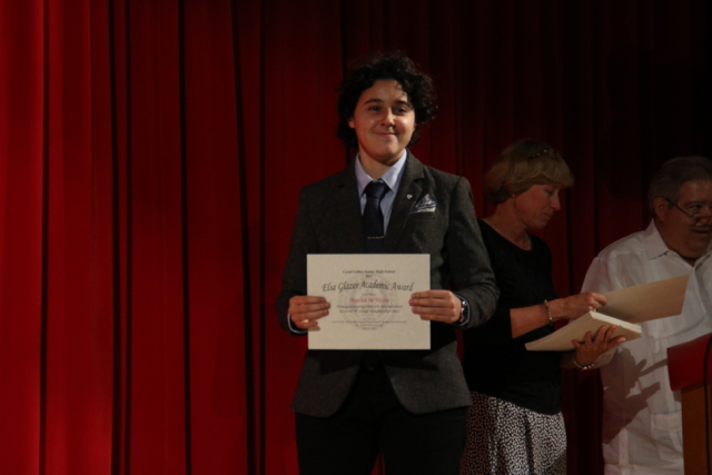 Outstanding Students Accept Prestigious Elsa Glazer Award